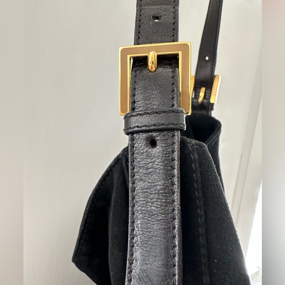 EUC Fendi Suede shoulder bag with leather strap. - Picture 8 of 16